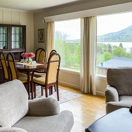 Gorgeous In Hareid With Kitchen