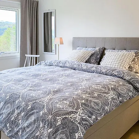 Gorgeous In Hareid With Kitchen Holiday home